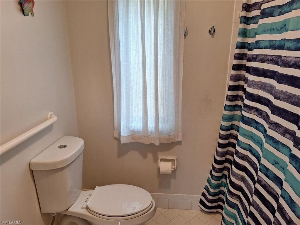 196 Albi Rd 5, Naples, FL 34112-14