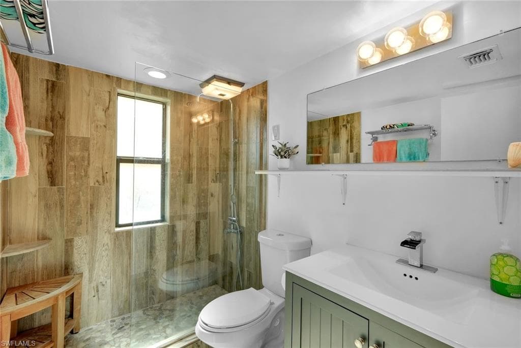 196 Albi Rd 5, Naples, FL 34112-18