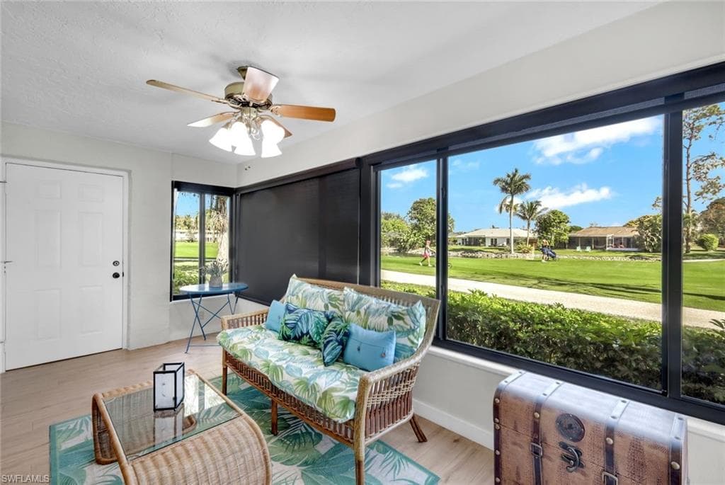 196 Albi Rd 5, Naples, FL 34112-20