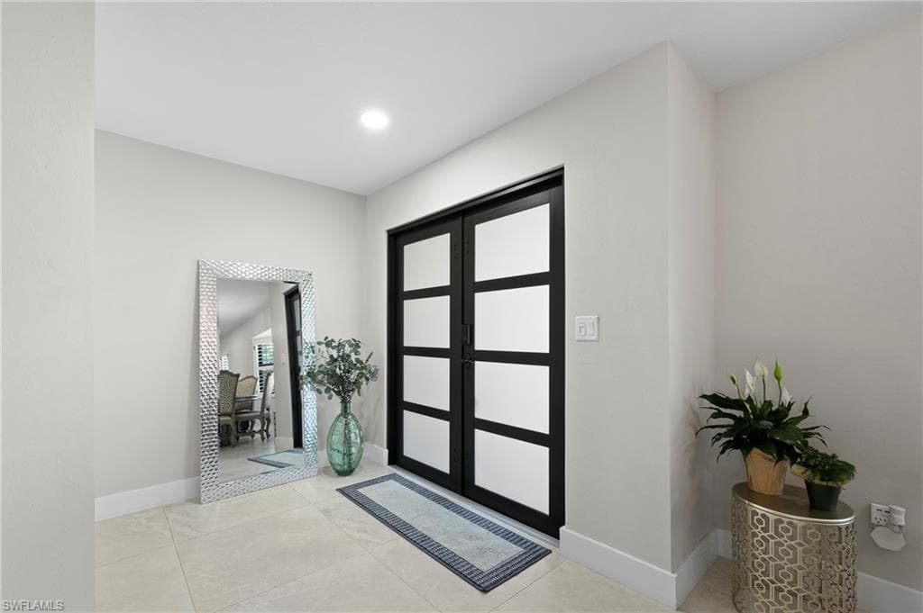 13396 Island Rd, Fort Myers, FL 33905-3