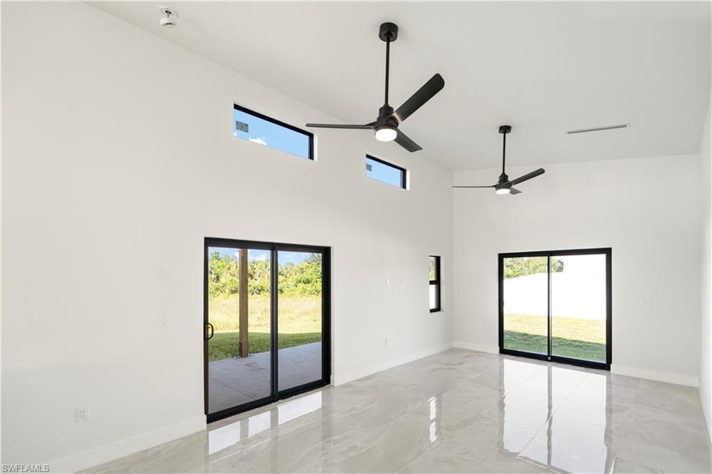 919 Columbus Blvd S, Lehigh Acres, FL 33974-15