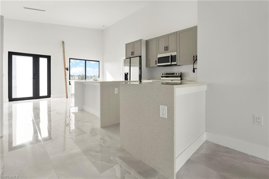 919 Columbus Blvd S, Lehigh Acres, FL 33974-16