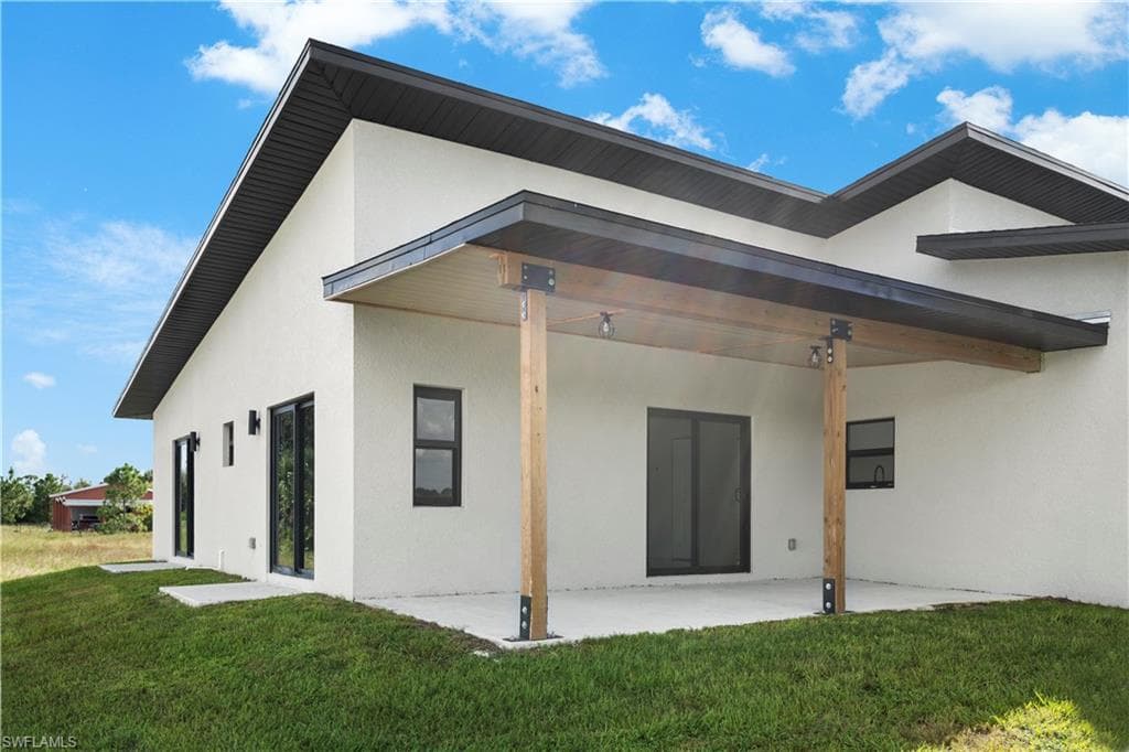 919 Columbus Blvd S, Lehigh Acres, FL 33974-41