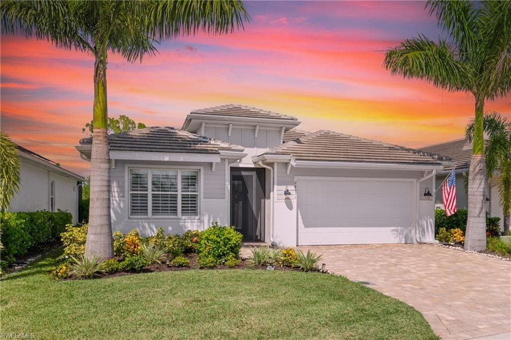 28013 Seasons Tide Ave, Bonita Springs, FL 34135-2