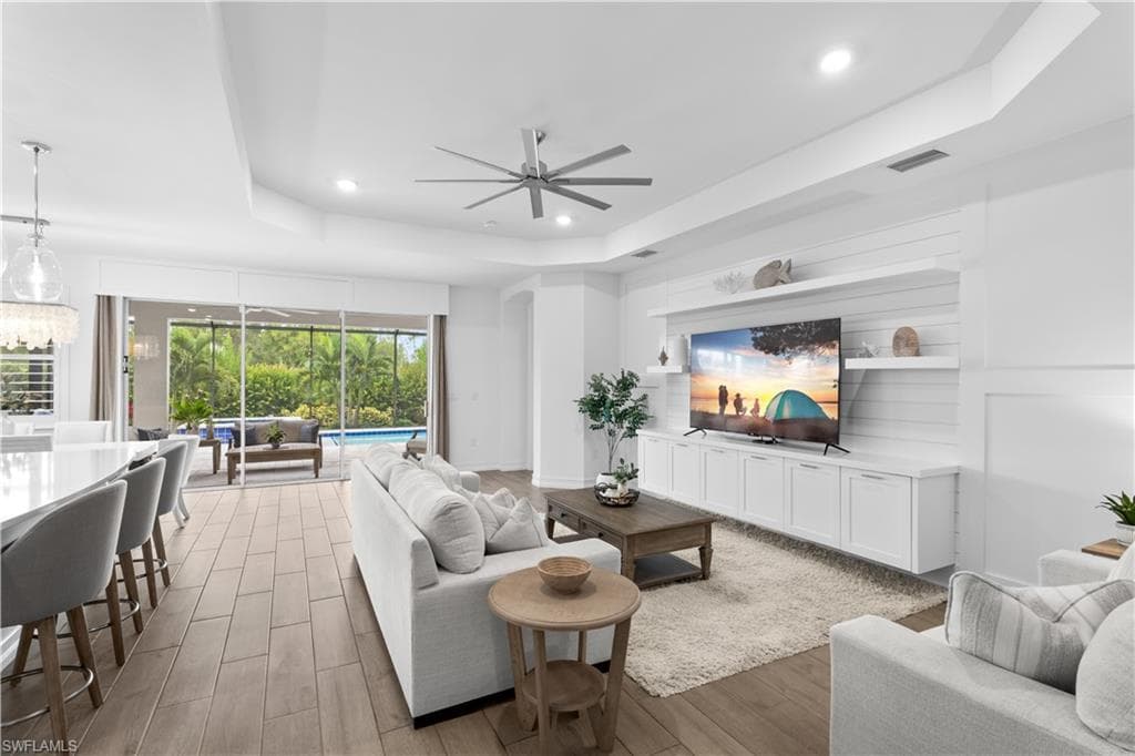 28013 Seasons Tide Ave, Bonita Springs, FL 34135-4