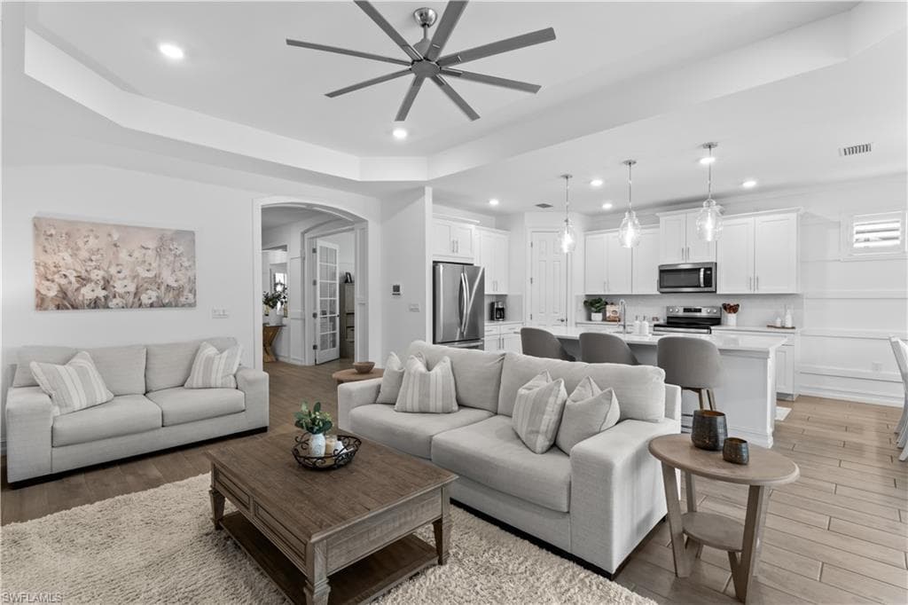 28013 Seasons Tide Ave, Bonita Springs, FL 34135-7
