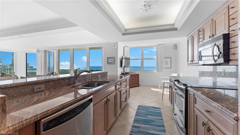 6101 Pelican Bay Blvd 1404, Naples, FL 34108-10