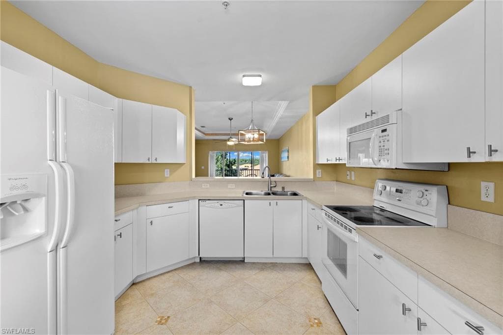 7835 Regal Heron Cir 301, Naples, FL 34104-12