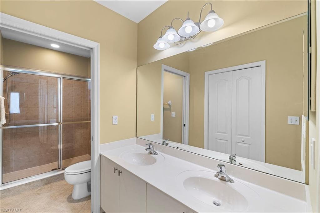 7835 Regal Heron Cir 301, Naples, FL 34104-21