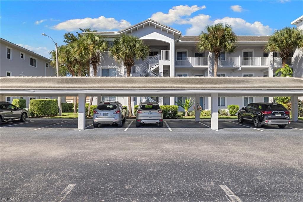 7835 Regal Heron Cir 301, Naples, FL 34104-27
