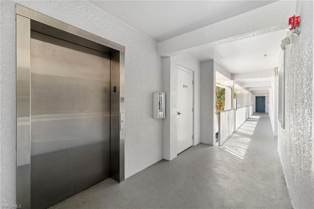 7835 Regal Heron Cir 301, Naples, FL 34104-28