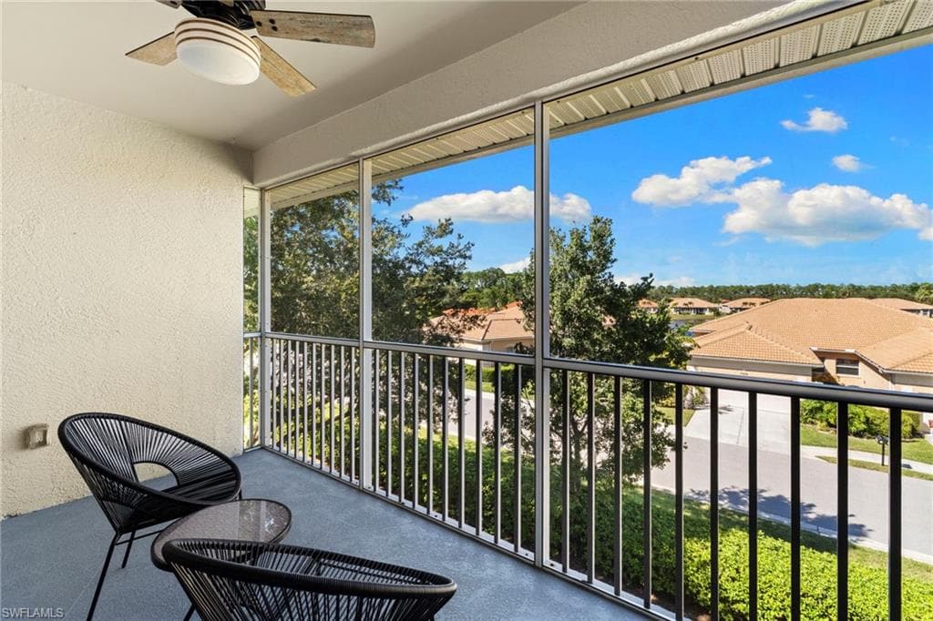 7835 Regal Heron Cir 301, Naples, FL 34104-4
