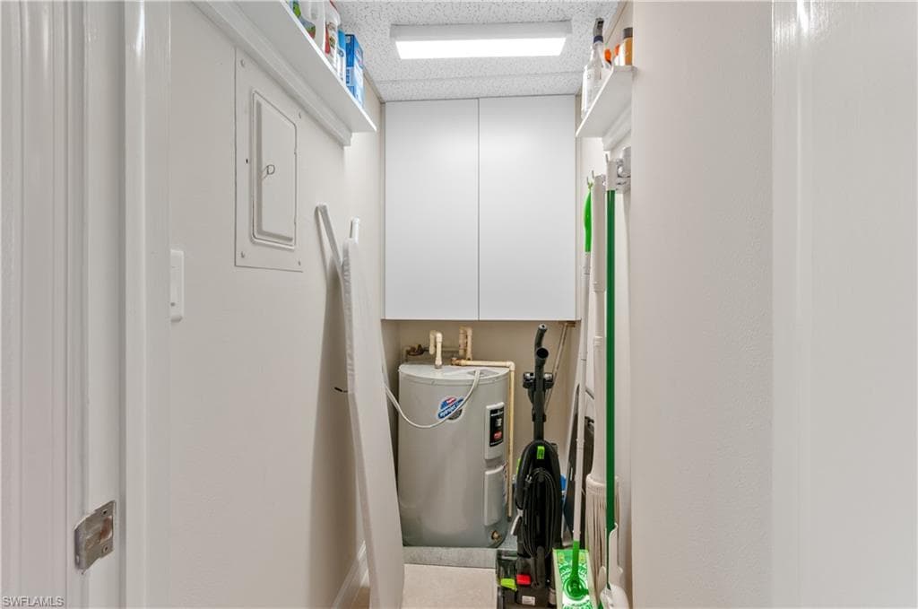 534 12th Ave S 534, Naples, FL 34102-18