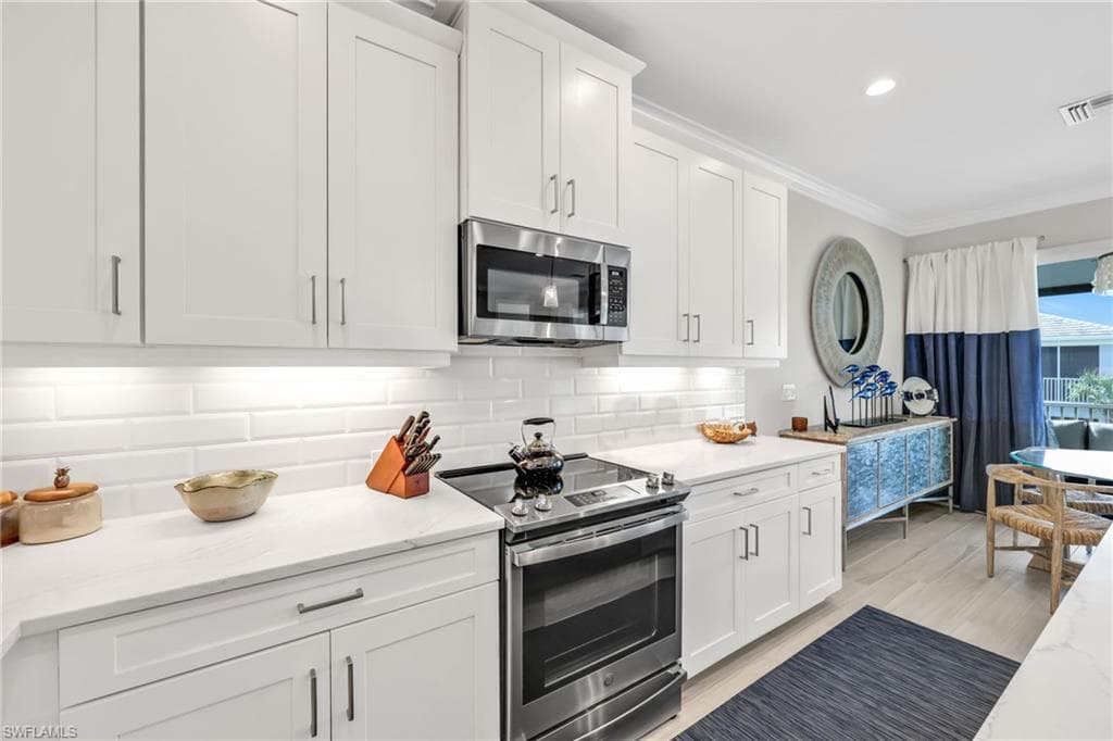 2621 Seychelles Cir 1806, Naples, FL 34112-8