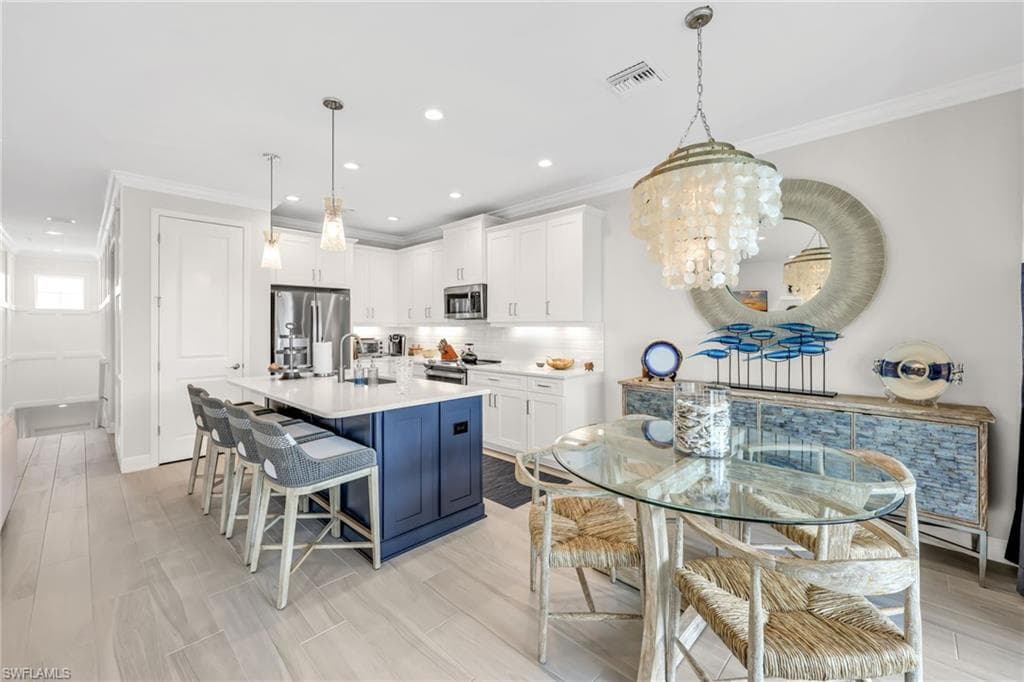 2621 Seychelles Cir 1806, Naples, FL 34112-10