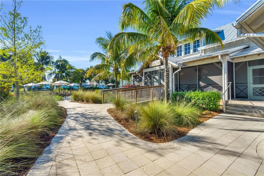 2621 Seychelles Cir 1806, Naples, FL 34112-39