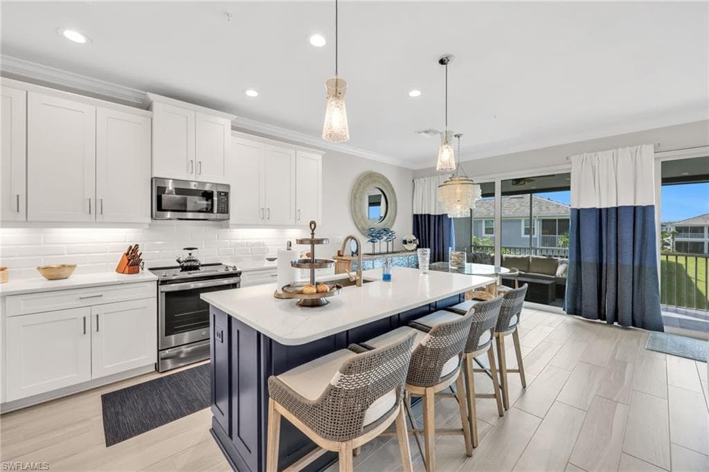 2621 Seychelles Cir 1806, Naples, FL 34112-5