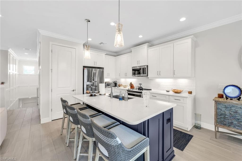 2621 Seychelles Cir 1806, Naples, FL 34112-6