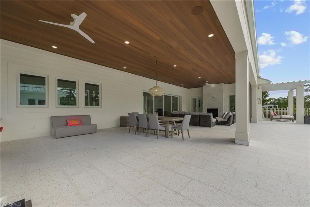 3136 Ravenna Ave, Naples, FL 34120-12