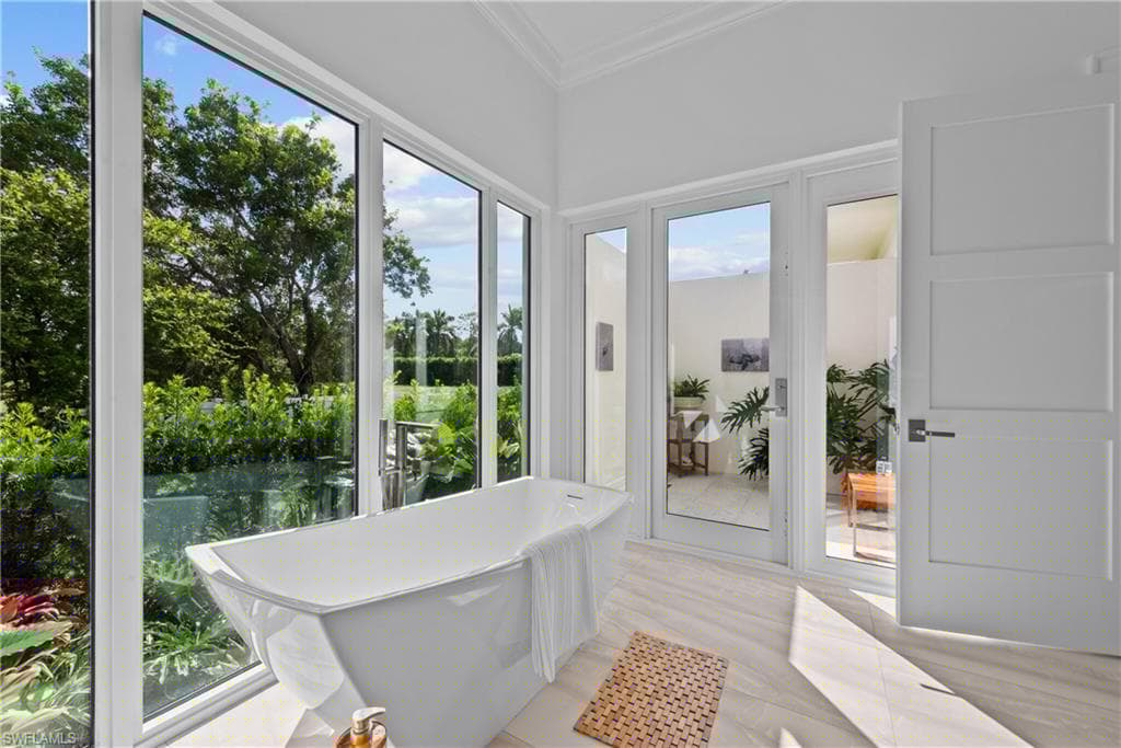 3136 Ravenna Ave, Naples, FL 34120-18