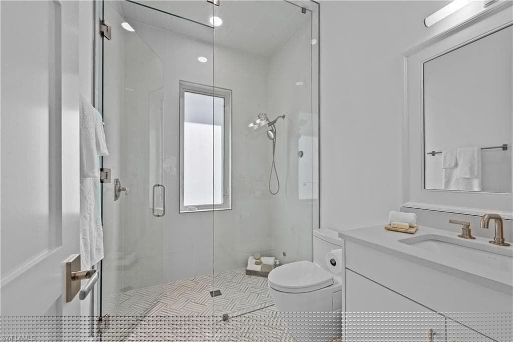 3136 Ravenna Ave, Naples, FL 34120-24