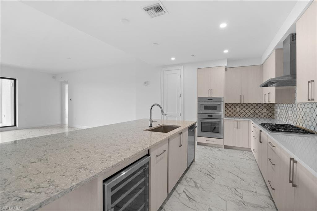 1125 Central Ave 566, Naples, FL 34102-8