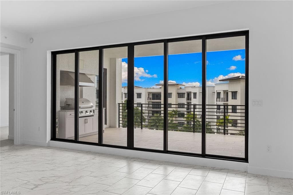 1125 Central Ave 566, Naples, FL 34102-17