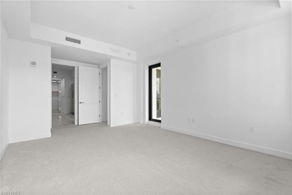 1125 Central Ave 566, Naples, FL 34102-21