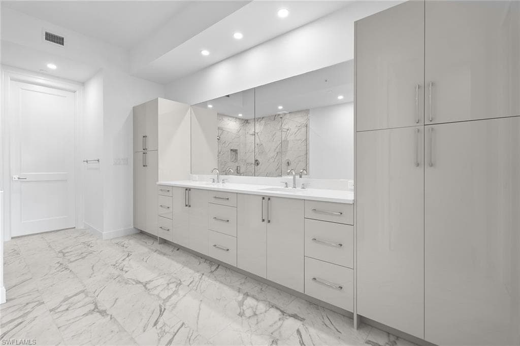 1125 Central Ave 566, Naples, FL 34102-23