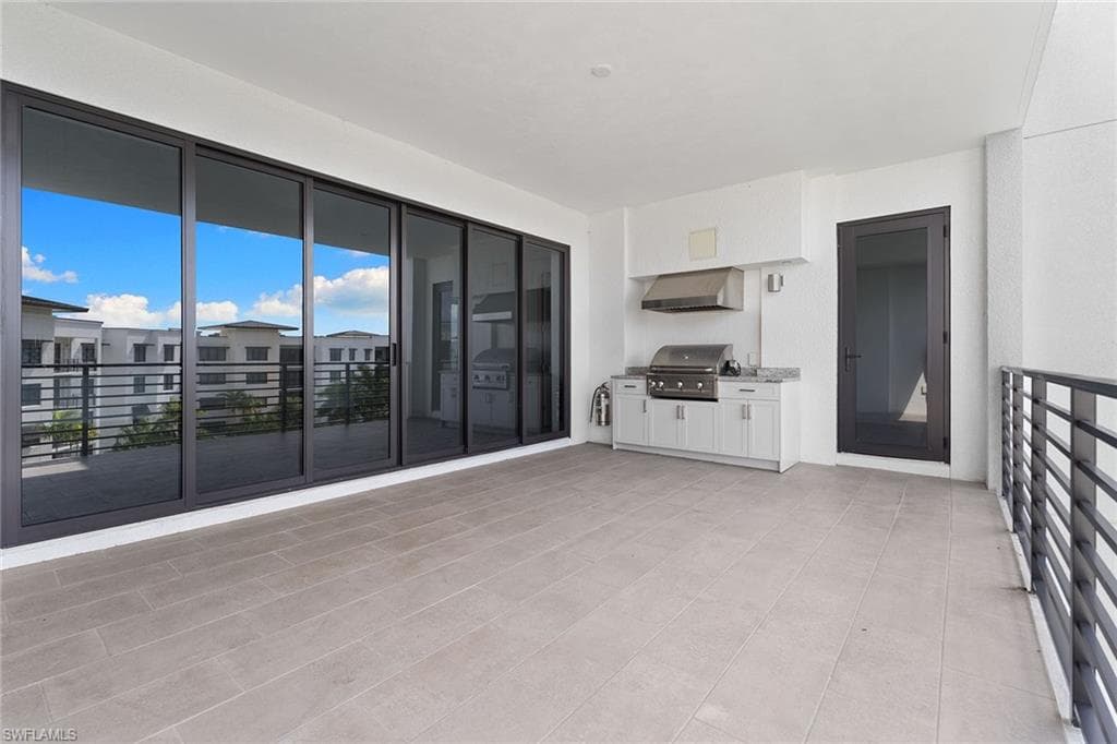 1125 Central Ave 566, Naples, FL 34102-44