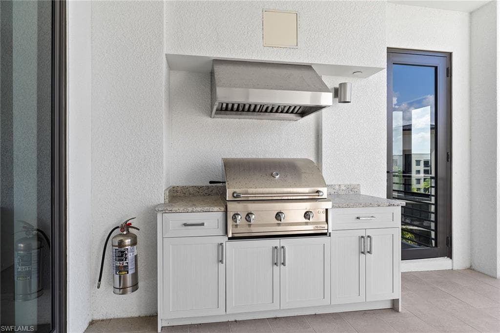 1125 Central Ave 566, Naples, FL 34102-45
