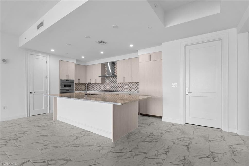1125 Central Ave 566, Naples, FL 34102-6