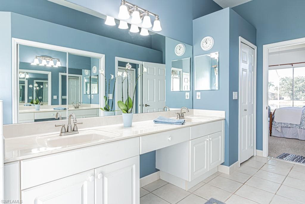 706 Grand Rapids Blvd, Naples, FL 34120-15