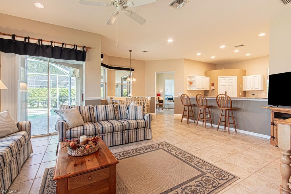706 Grand Rapids Blvd, Naples, FL 34120-19