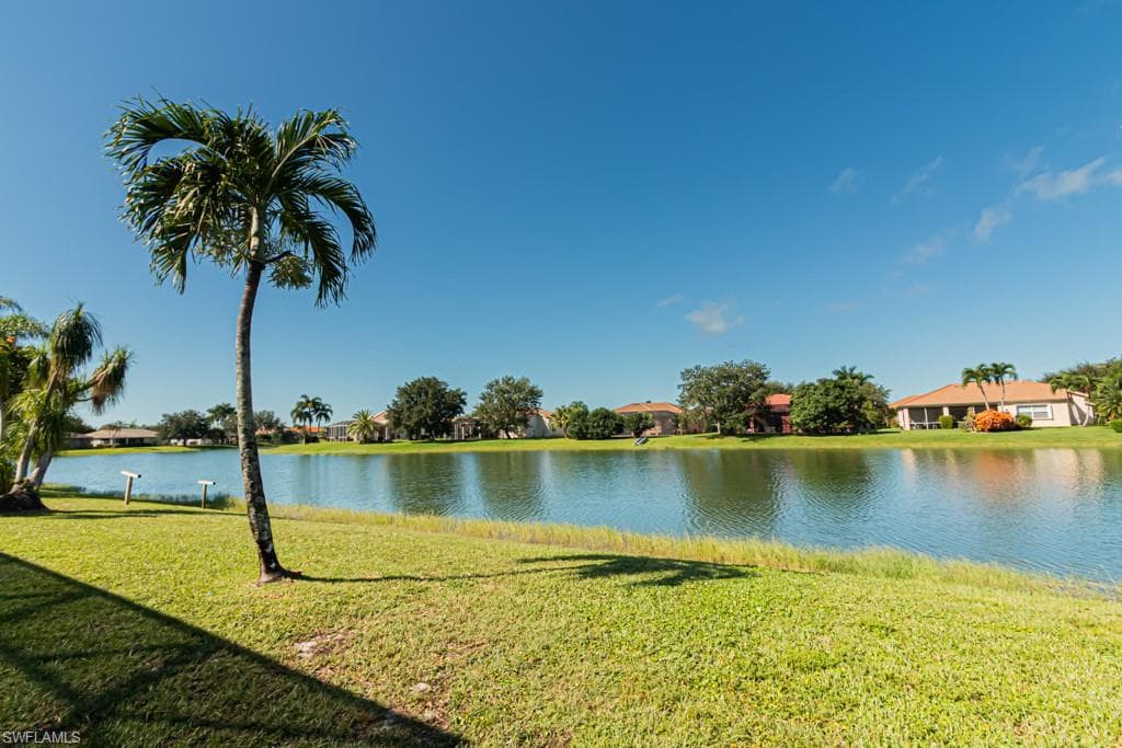 706 Grand Rapids Blvd, Naples, FL 34120-38