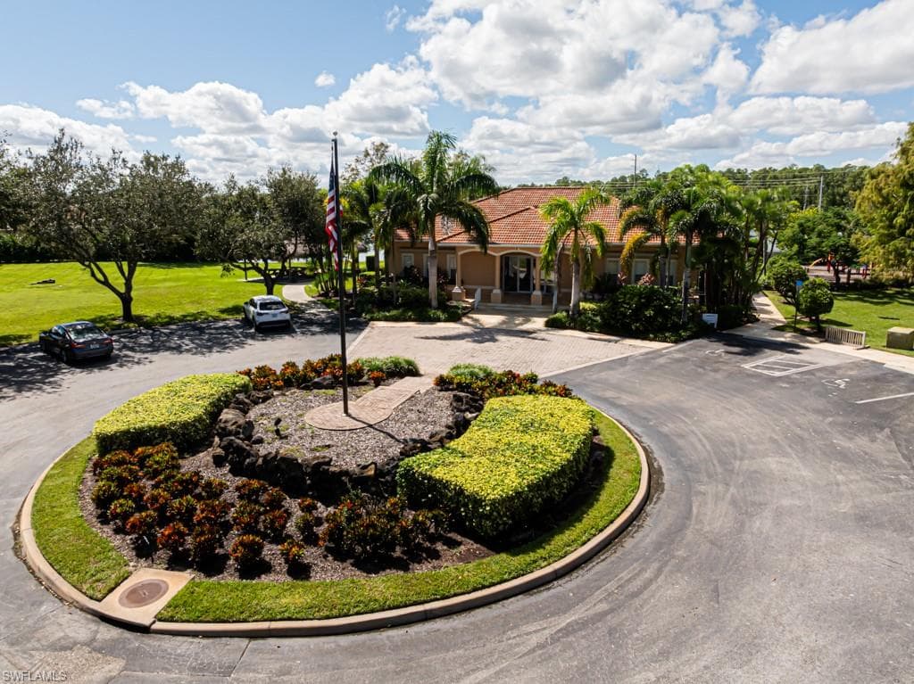 706 Grand Rapids Blvd, Naples, FL 34120-41