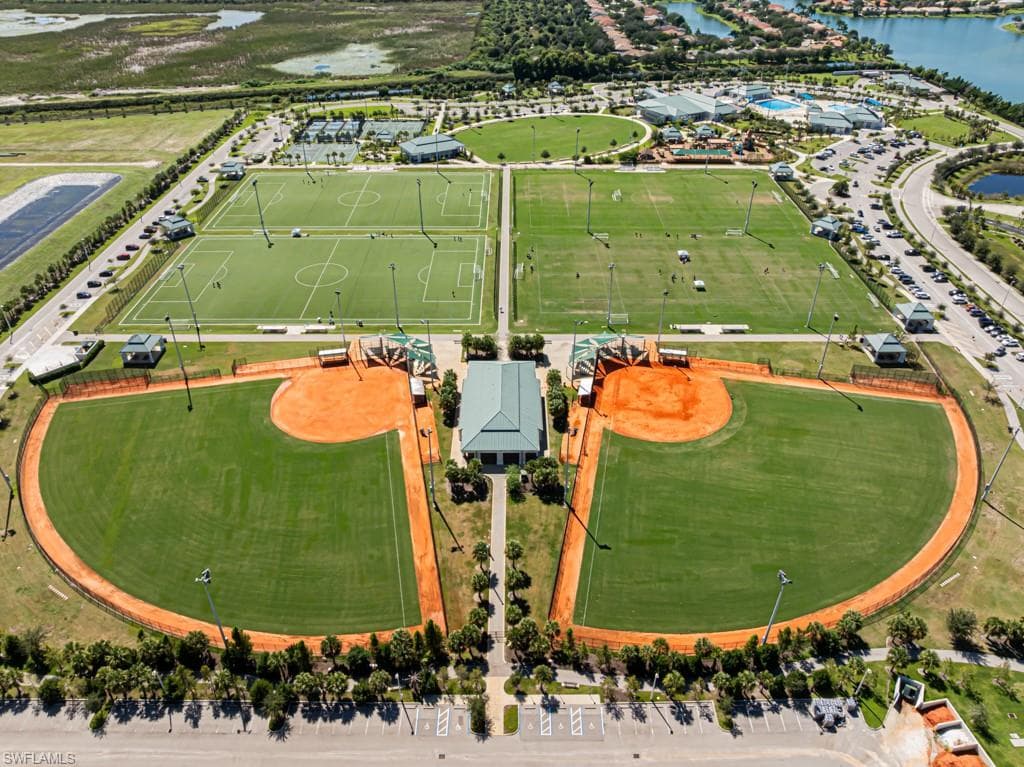706 Grand Rapids Blvd, Naples, FL 34120-48