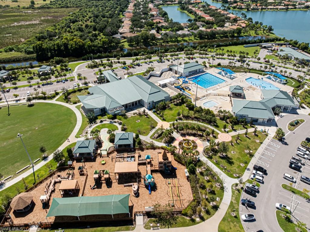 706 Grand Rapids Blvd, Naples, FL 34120-49