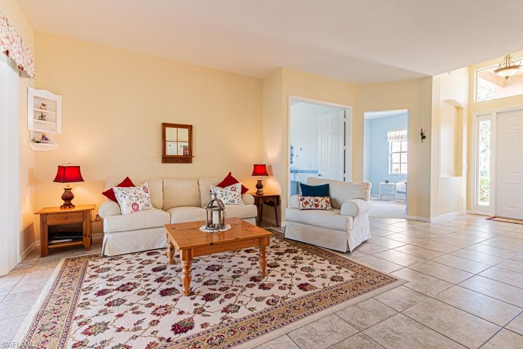 706 Grand Rapids Blvd, Naples, FL 34120-6
