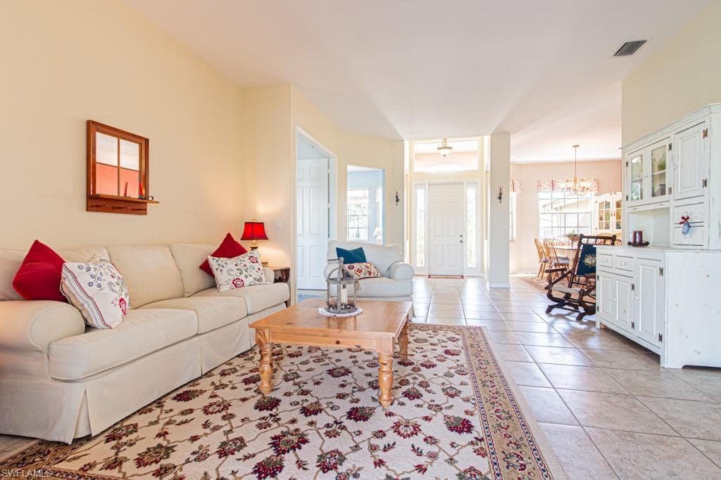 706 Grand Rapids Blvd, Naples, FL 34120-7