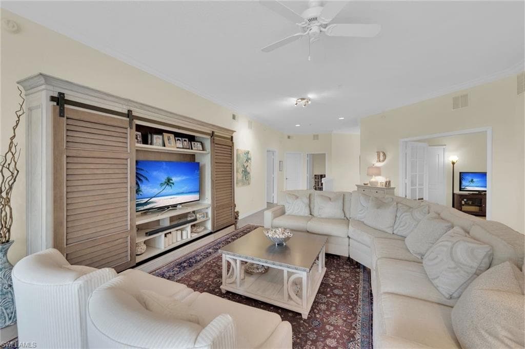 9216 Calle Arragon Ave 202, Fort Myers, FL 33908-9