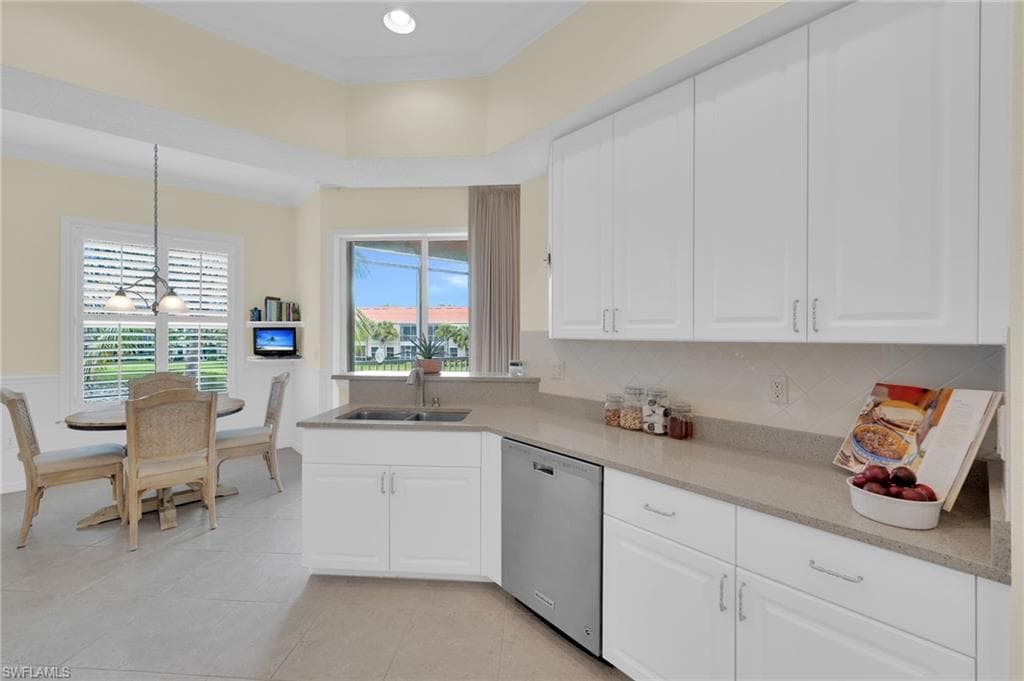 9216 Calle Arragon Ave 202, Fort Myers, FL 33908-12