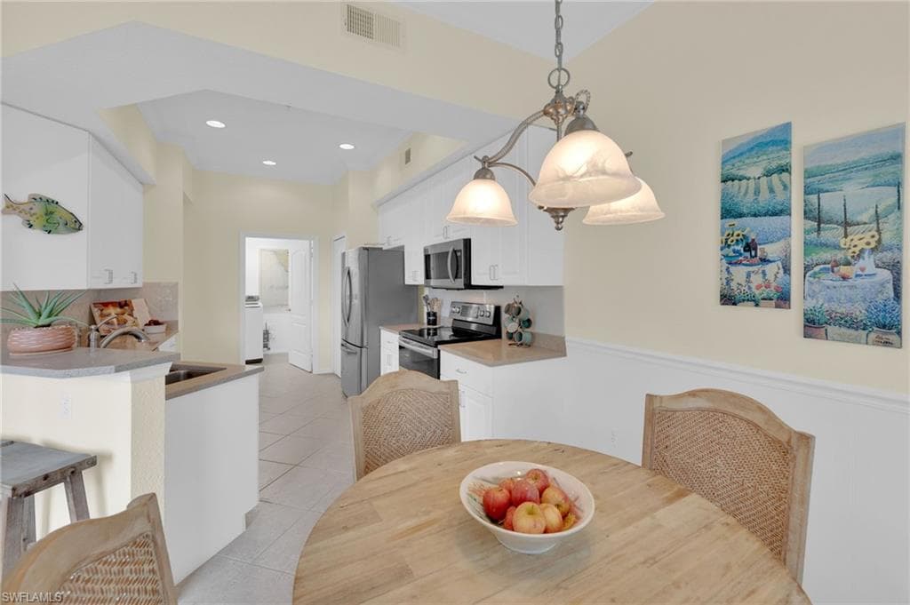 9216 Calle Arragon Ave 202, Fort Myers, FL 33908-14