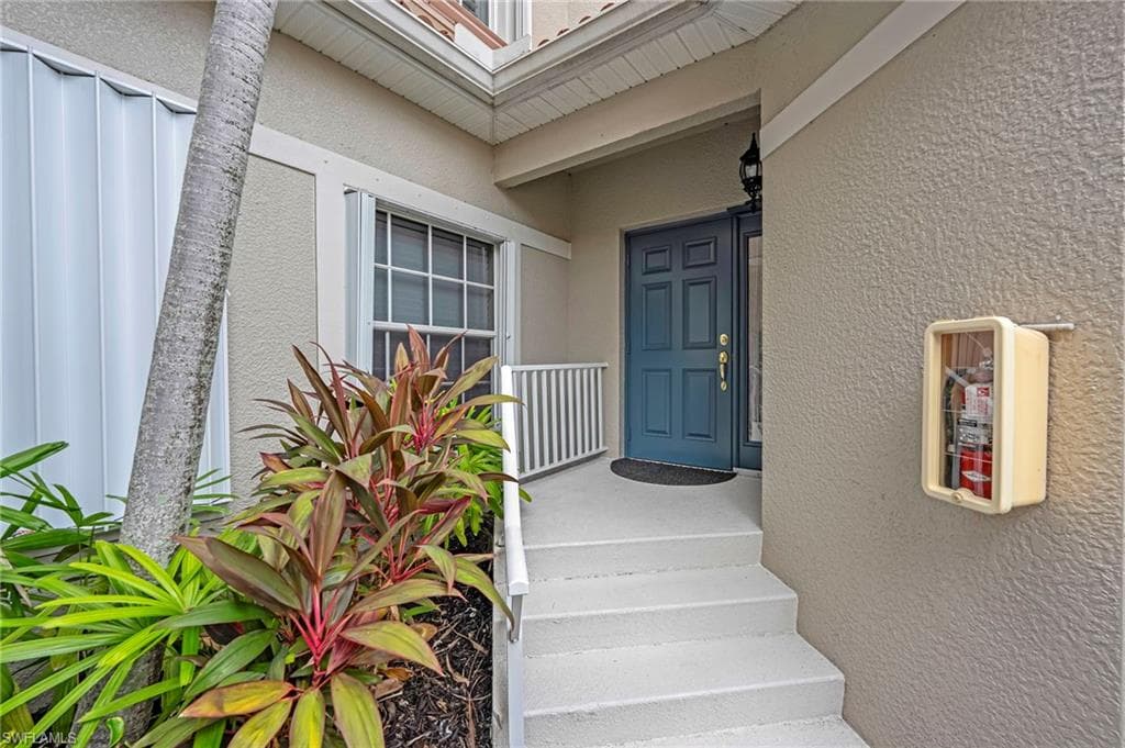 9216 Calle Arragon Ave 202, Fort Myers, FL 33908-33