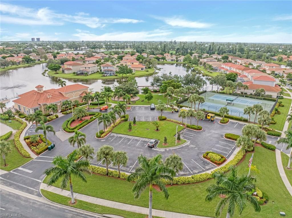 9216 Calle Arragon Ave 202, Fort Myers, FL 33908-37