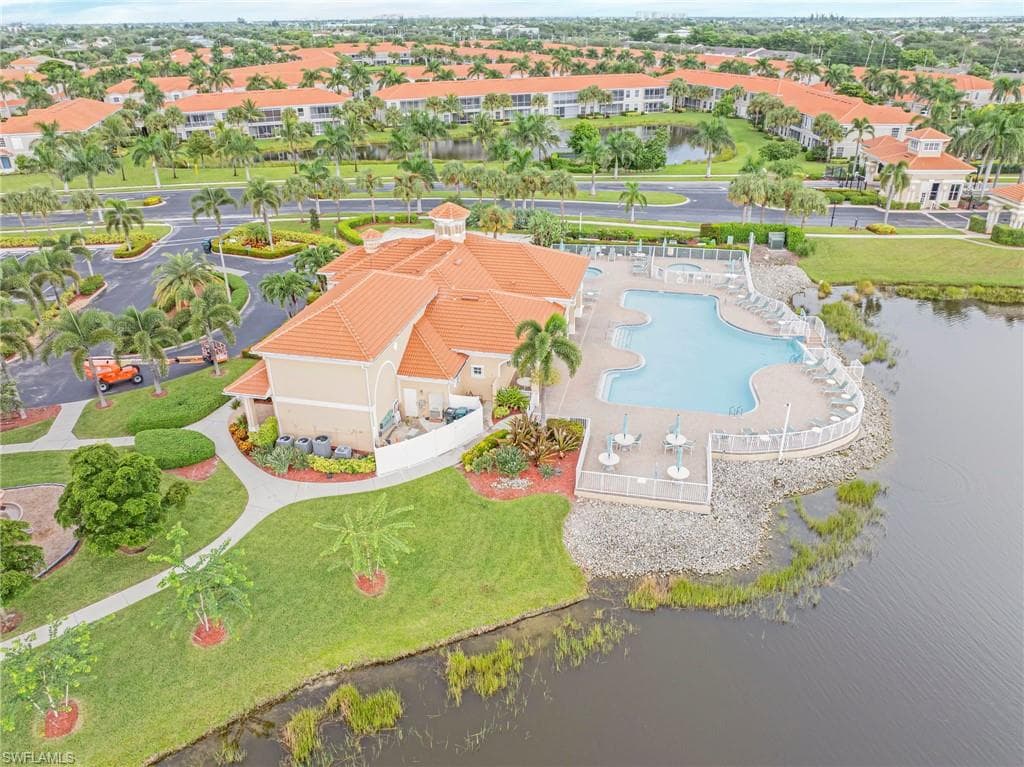 9216 Calle Arragon Ave 202, Fort Myers, FL 33908-38