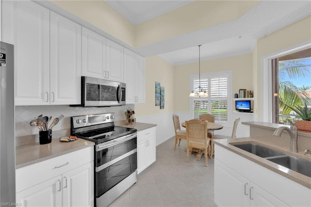 9216 Calle Arragon Ave 202, Fort Myers, FL 33908-4