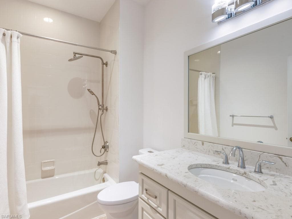 1264 Rialto Way 201, Naples, FL 34114-22