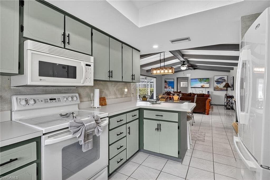 2030 25th Ter, Cape Coral, FL 33904-18