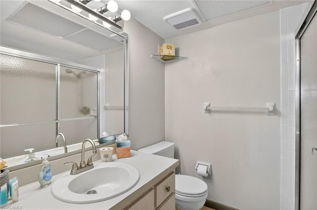 2030 25th Ter, Cape Coral, FL 33904-20